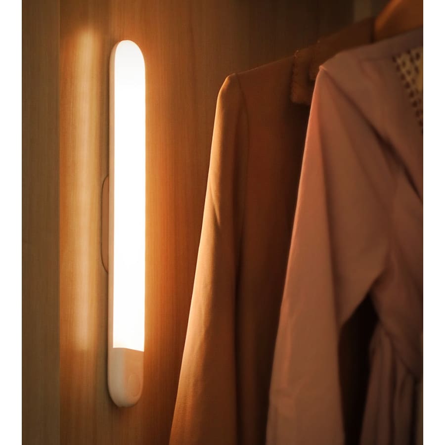 Gadget Store - إضاءة لخزانة الملابس - بيزوس BASEUS